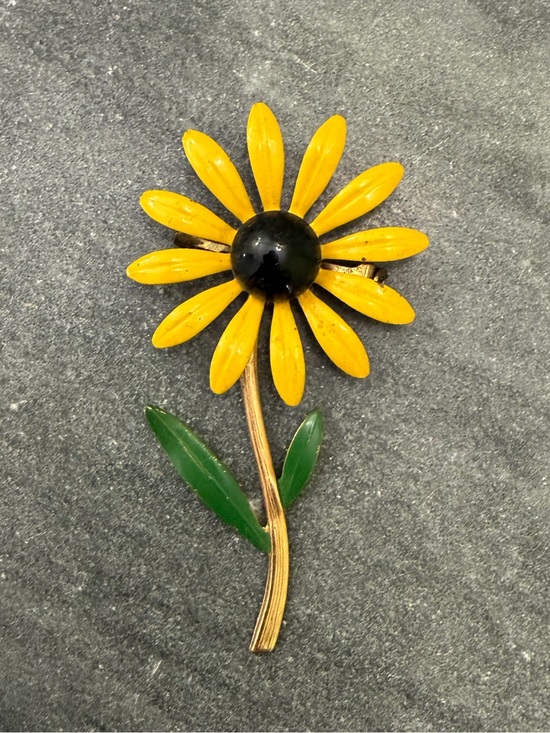 Vintage Jewelry - Vintage Sunflower Yellow Flower Enamel Brooch